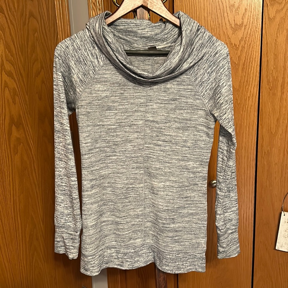 Eddie Bauer Woman’s Cowl Neck Sweater Size S Grey